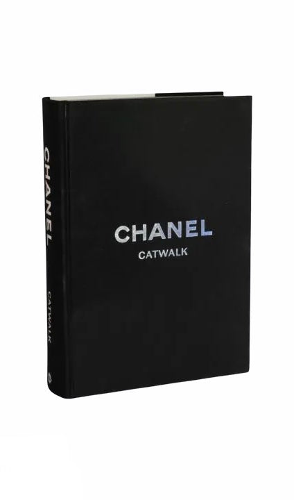 Chanel Catwalk Kitap