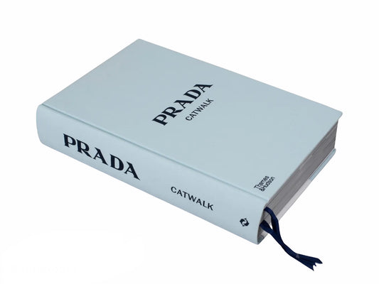 Prada Catwalk Kitap